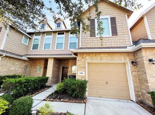 8318 Greys Lane, Houston, TX 77095