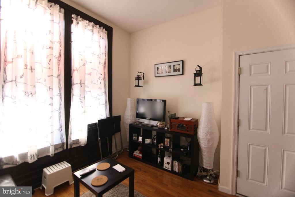 1522 N 17TH ST, PHILADELPHIA, PA 19121 — photo 4