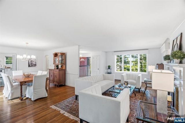 34 Hillside Avenue, Glen Rock, NJ 07452