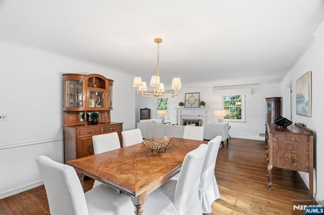 34 Hillside Avenue, Glen Rock, NJ 07452