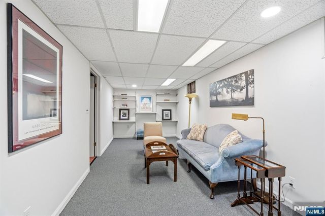 34 Hillside Avenue, Glen Rock, NJ 07452