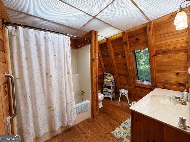 10 Fightingtown Drive, Blue Ridge, GA 30513