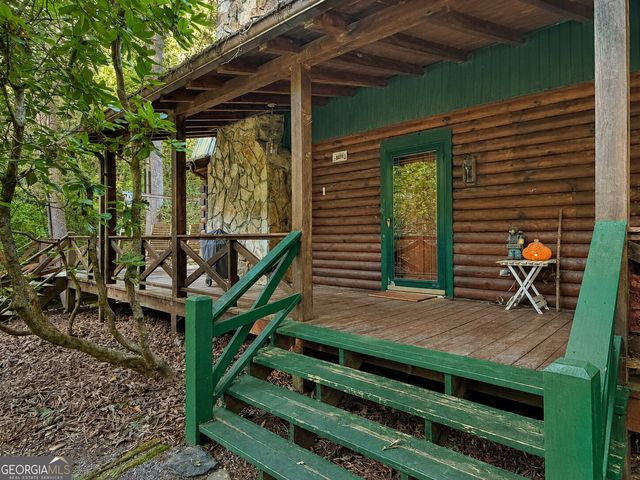 10 Fightingtown Drive, Blue Ridge, GA 30513