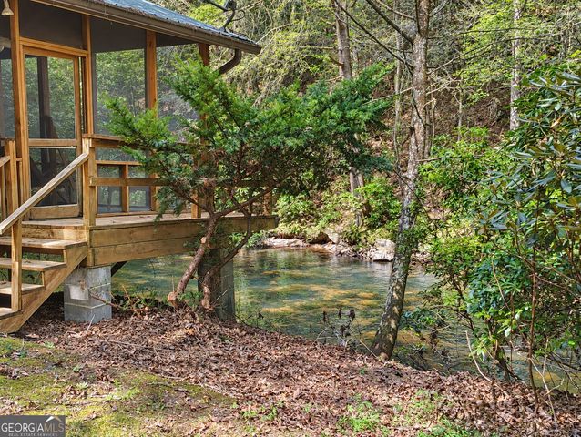 10 Fightingtown Drive, Blue Ridge, GA 30513