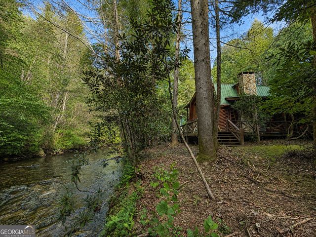 10 Fightingtown Drive, Blue Ridge, GA 30513