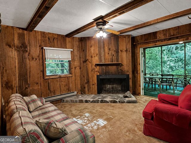 10 Fightingtown Drive, Blue Ridge, GA 30513