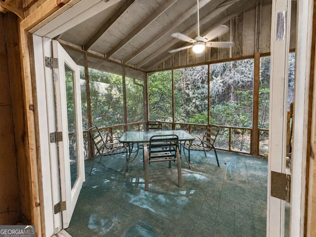 10 Fightingtown Drive, Blue Ridge, GA 30513
