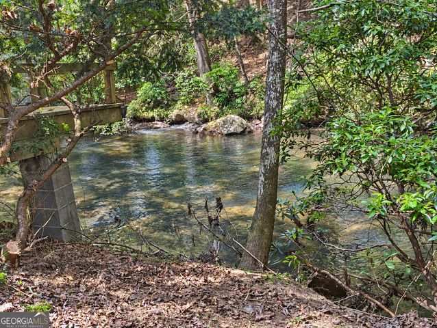10 Fightingtown Drive, Blue Ridge, GA 30513