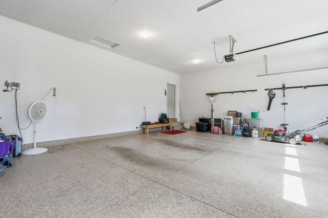 2657 Goodview Avenue N, Oakdale, MN 55128