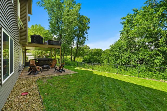 2657 Goodview Avenue N, Oakdale, MN 55128