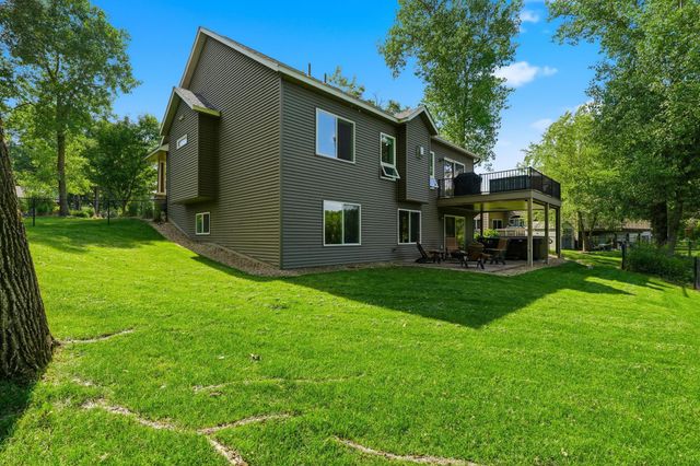 2657 Goodview Avenue N, Oakdale, MN 55128