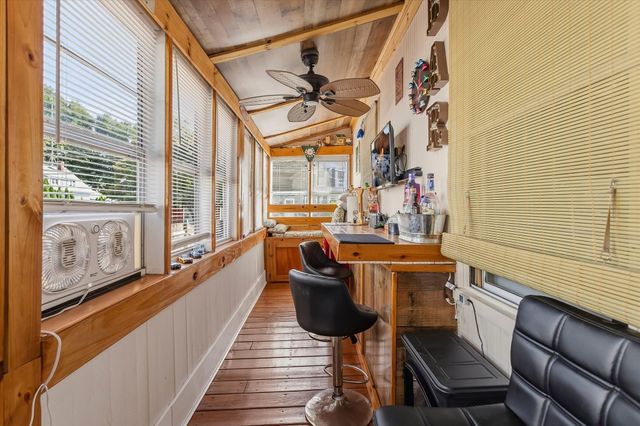 2 Franklin Ave, North Attleboro, MA 02760