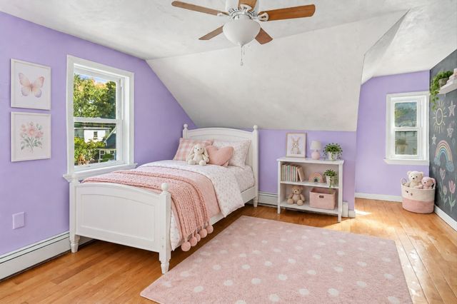 2 Franklin Ave, North Attleboro, MA 02760