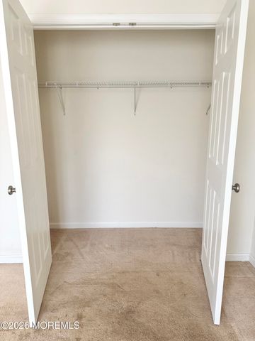 24 Woodland Avenue, Keansburg, NJ 07734