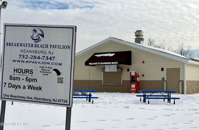 24 Woodland Avenue, Keansburg, NJ 07734