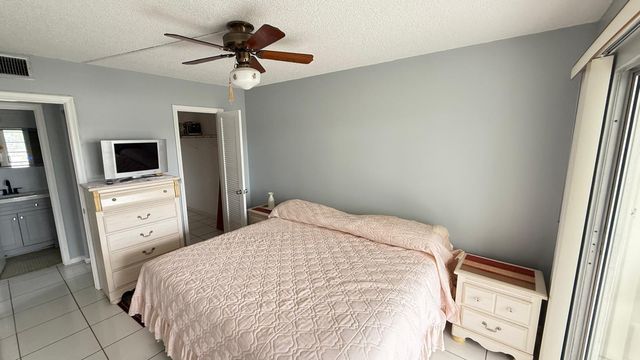 240 SOUTHAMPTON B 240, West Palm Beach, FL 33417