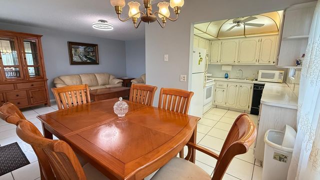 240 SOUTHAMPTON B 240, West Palm Beach, FL 33417
