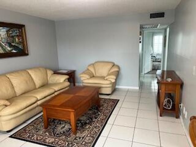 240 SOUTHAMPTON B 240, West Palm Beach, FL 33417