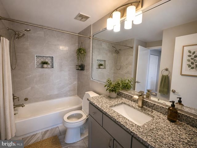 547 DAHLGREEN RD, Glen Burnie, MD 21061