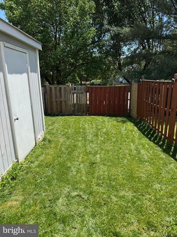 547 DAHLGREEN RD, Glen Burnie, MD 21061
