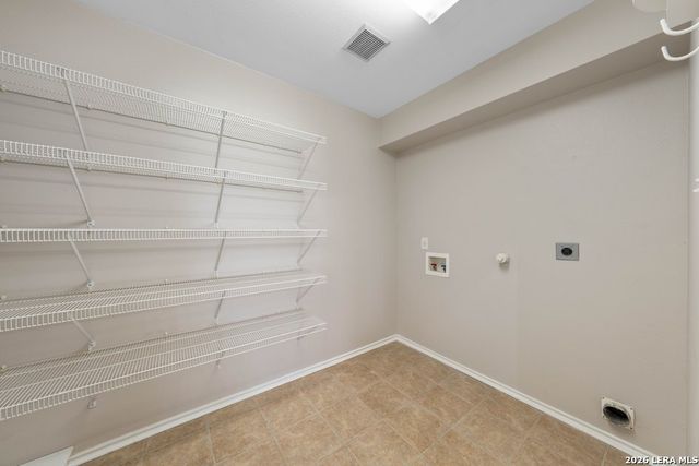 659 Coral Harbor, San Antonio, TX 78251