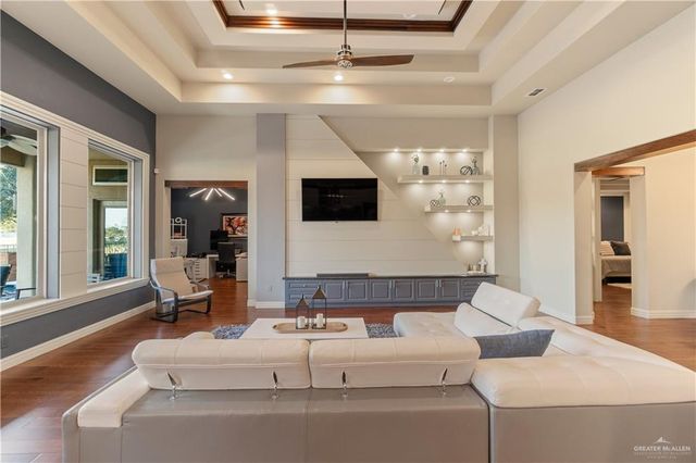 3002 Pinehurst Drive, Harlingen, TX 78550