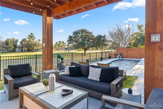 3002 Pinehurst Drive, Harlingen, TX 78550