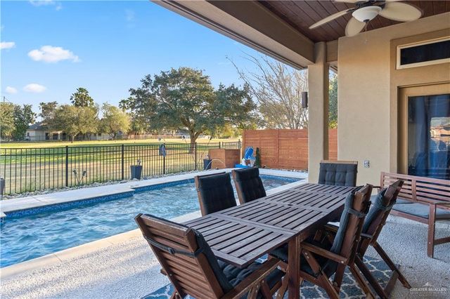 3002 Pinehurst Drive, Harlingen, TX 78550