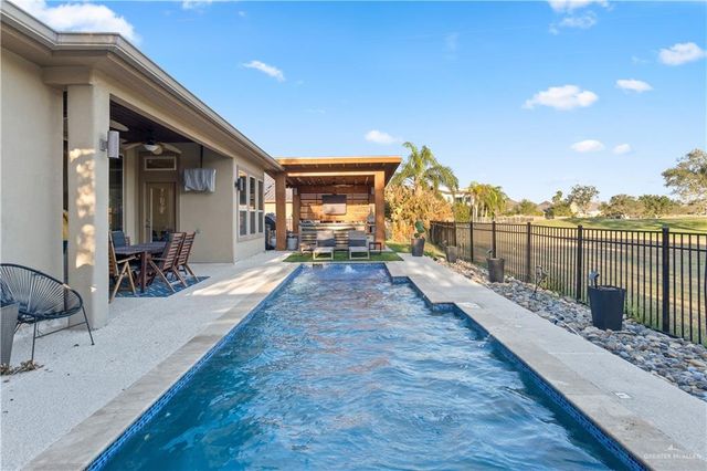 3002 Pinehurst Drive, Harlingen, TX 78550
