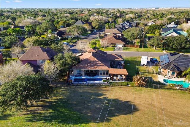 3002 Pinehurst Drive, Harlingen, TX 78550