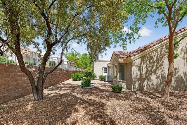2425 Desert Butte Drive, Las Vegas, NV 89134