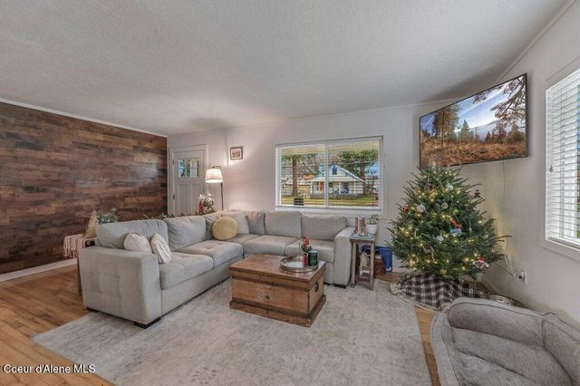 522 N Boyer Ave, Sandpoint, ID 83864