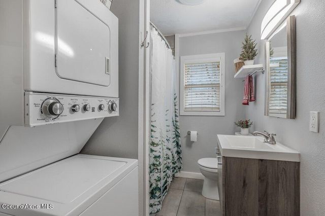 522 N Boyer Ave, Sandpoint, ID 83864