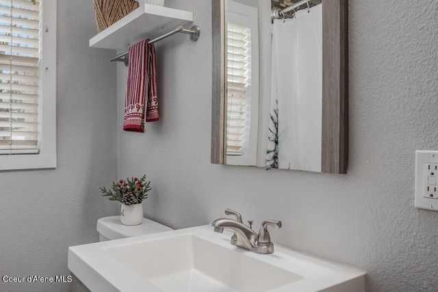 522 N Boyer Ave, Sandpoint, ID 83864