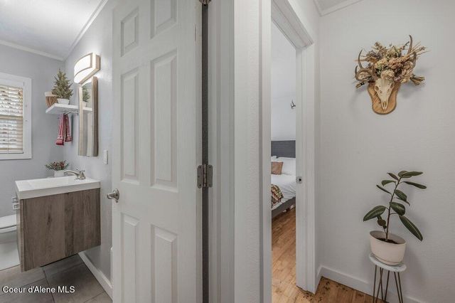 522 N Boyer Ave, Sandpoint, ID 83864