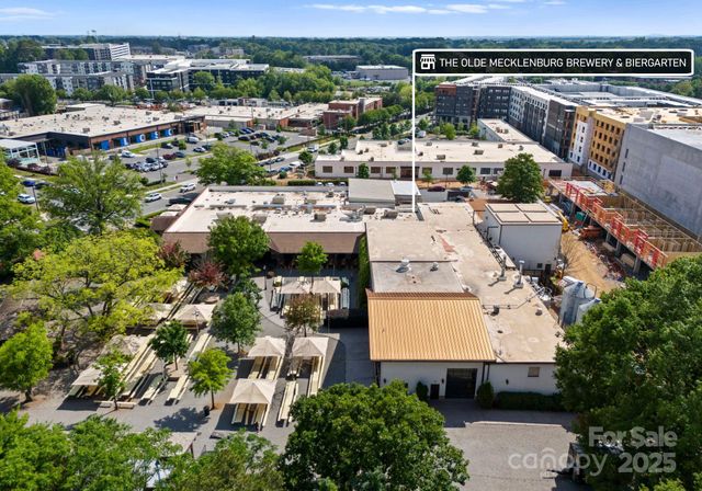 3922 Sarah Drive, Charlotte, NC 28208