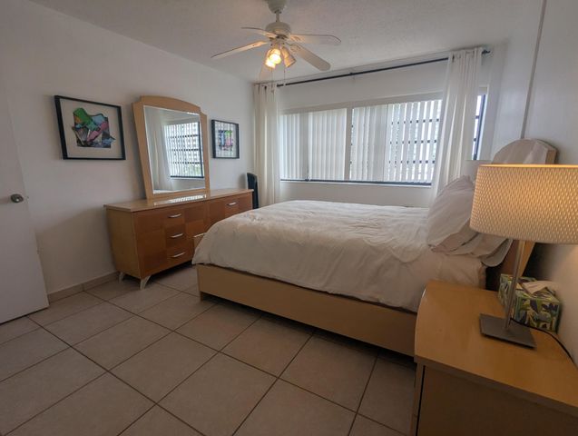 220 KINGS POINT Drive 501, Sunny Isles Beach, FL 33160