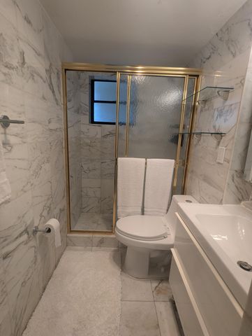 220 KINGS POINT Drive 501, Sunny Isles Beach, FL 33160