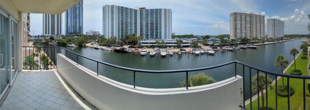 220 KINGS POINT Drive 501, Sunny Isles Beach, FL 33160