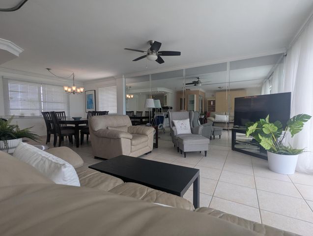 220 KINGS POINT Drive 501, Sunny Isles Beach, FL 33160