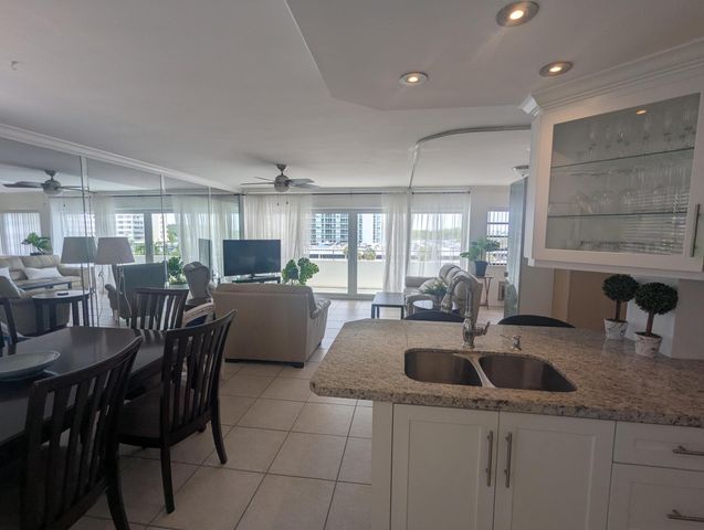 220 KINGS POINT Drive 501, Sunny Isles Beach, FL 33160