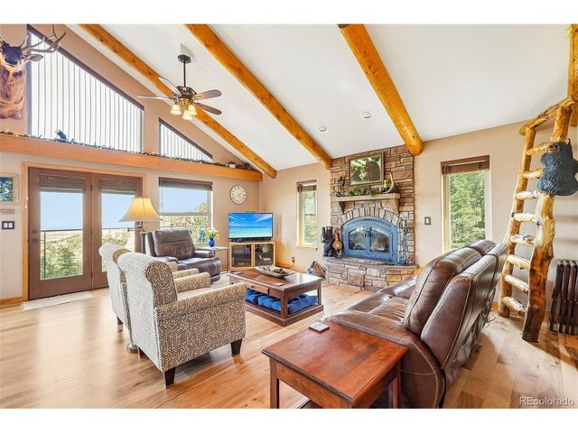 858 Oak Ridge Rd, Manitou Springs, CO 80829