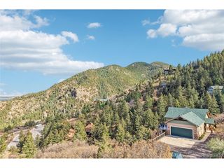 858 Oak Ridge Rd, Manitou Springs, CO 80829