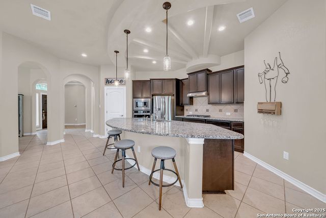 6638 Comanche Post, San Antonio, TX 78233