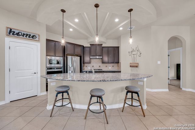 6638 Comanche Post, San Antonio, TX 78233