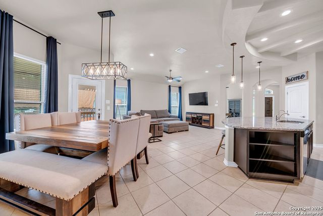 6638 Comanche Post, San Antonio, TX 78233