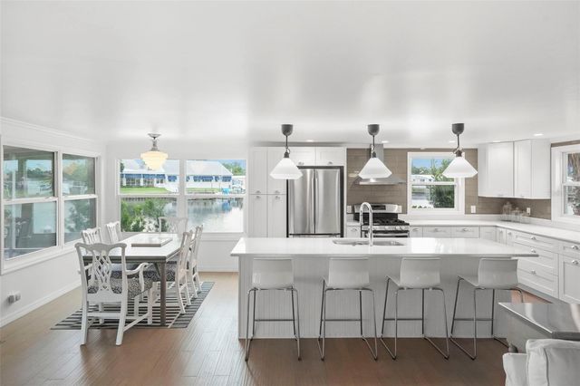 7162 MOUNT ARLINGTON DRIVE NE 417, St Petersburg, FL 33702
