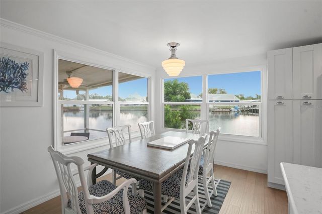 7162 MOUNT ARLINGTON DRIVE NE 417, St Petersburg, FL 33702