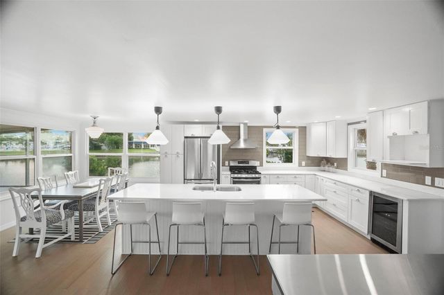 7162 MOUNT ARLINGTON DRIVE NE 417, St Petersburg, FL 33702