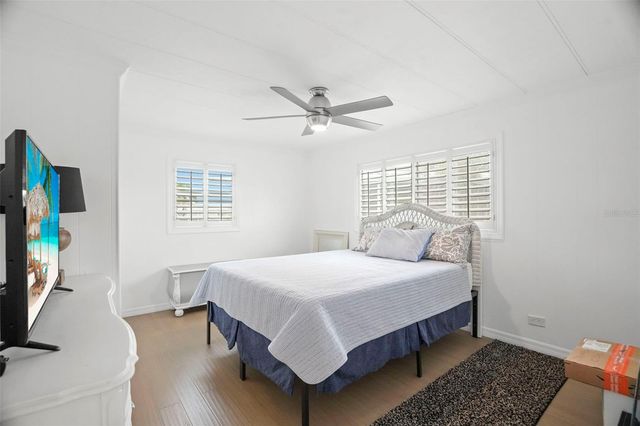 7162 MOUNT ARLINGTON DRIVE NE 417, St Petersburg, FL 33702